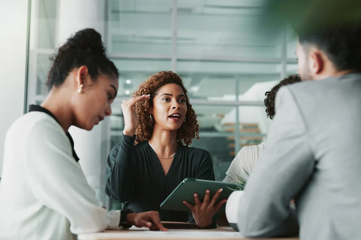 people discussing on a business meeting
